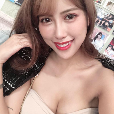 张芷茵Amber