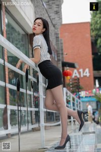[IESS异思趣向] 2019.09.26 丝享家580：《偶遇白领街拍》可乐 [91P-28M]_4