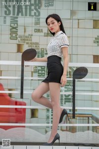 [IESS异思趣向] 2019.09.26 丝享家580：《偶遇白领街拍》可乐 [91P-28M]_6