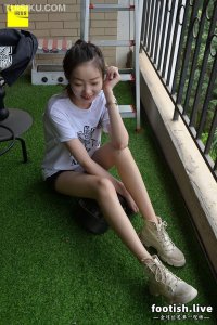 [IESS异思趣向] 2019.12.03 普惠集169 《腿霸的一组日常随拍》腿霸 [92P-125M]_6