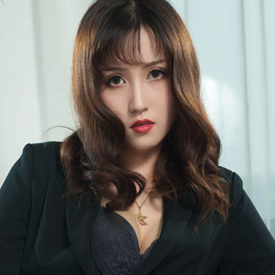 伊伊