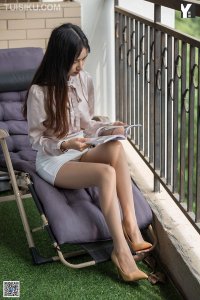 [IESS异思趣向] 2020.04.24 丝享家726：《爱看书的女同事》美子 [95P-37M]_1