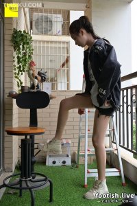 [IESS异思趣向] 2019.12.03 普惠集170 《腿霸的一组日常随拍2》腿霸 [70P-103M]_8