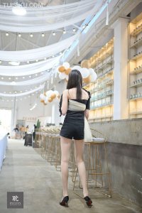 [IESS异思趣向] 2020.01.31 普惠集176 《腿霸的时常随拍》腿霸 [90P-61M]_2