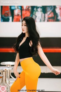 [妖精社] 2020.03.08 V2012 《秋韵-健身蜜桃》 [30+1P-201M]_3