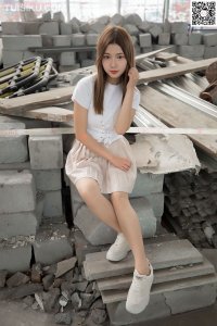 [MSLASS梦丝女神] 2019.08.29 《废墟的小白鞋 小除夕》 [53+1P-505M]_2