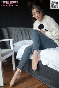 [MSLASS梦丝女神] 2019.11.11 《雨晨 牛仔裤的裤里丝》 [55+1P-377M]_3