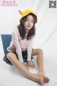 [MSLASS梦丝女神] 2019.12.08 《璇璇3 9分颜值小黄鸭帽》 [66+1P-474M]_1