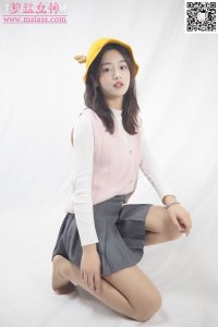 [MSLASS梦丝女神] 2019.12.08 《璇璇3 9分颜值小黄鸭帽》 [66+1P-474M]_5