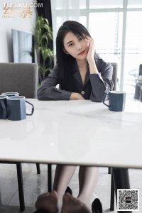 [丝慕天天一元] 2020.10.12 SM378 《腿间丝秘事》露茜 [52+1P-55M]_7