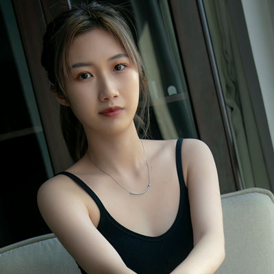 杨彤