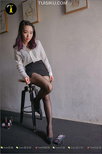 [IESS异思趣向] 2019.05.11 普惠集008 《穿袜子》范美美 [90P-154M]_1