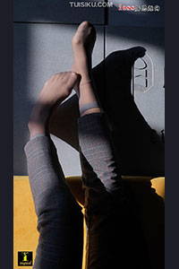 [IESS异思趣向] 2019.09.16 普惠集132 《精彩的短灰丝特写》格格 [72P-72M]_2