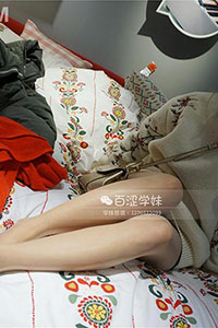 [妖精视觉] 2017.01.24 《学妹的肉丝床照》妙妙 [56P-19M]_9