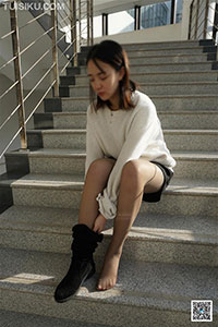 [妖精视觉] 2018.11.20 《长靴&高跟，双色丝袜》苏苏 [73P-47M]_9