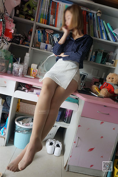 [妖精视觉] 2018.05.14 《职业装丝袜》小璇 [71P-35M]