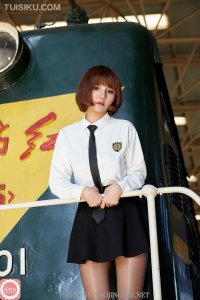 [妖精社] 2020.12.30 T2048 《唐飞飞-可爱JK》 [70P-483M]_2