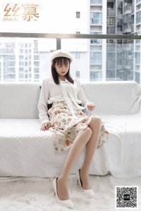 [丝慕特写集] 2020.10.14 TX081 《纯情玉足-新模》含视频 [80P+1V-135M]_6
