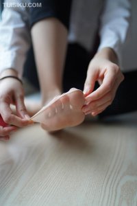 [袜小喵] 2021.05.17 KT284 《窗台》 [88+1P-96M]_9