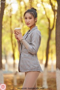 [妖精社] 2021.10.27 T2133 《思文-深秋》 [37P-311M]_2