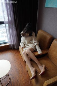 [袜小喵] 2021.11.08 KT320 《冷冷的》 [80+1P-140M]_1