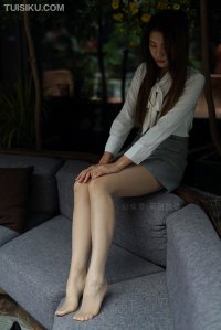 [萌甜物语] 2021.12.02 XM210 《在路边的座位玩脚脚-笑笑(含SP)》 [109+1P+1V-912M]_6