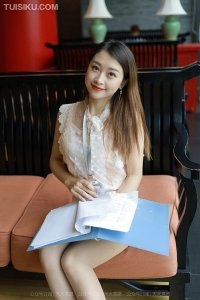 [IESS异思趣向] 2021.09.05 丝享家910：《美腿业务员》小婕 [105P-168M]_8
