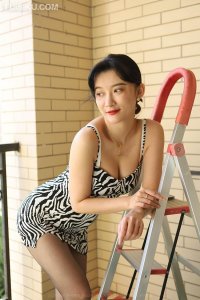 [IESS异思趣向] 2022.01.07 丝享家985：《丰满斑马纹》秋秋 [90P-106M]_2