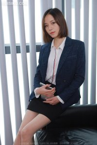 [IESS异思趣向] 2022.02.23 丝享家1025：《长腿包臀裙》小六 [77P-86M]_7