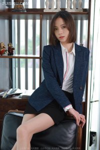 [IESS异思趣向] 2022.02.23 丝享家1025：《长腿包臀裙》小六 [77P-86M]_8