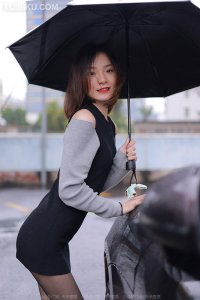 [IESS异思趣向] 2022.02.28 丝享家1029：《雨中的黑丝》小六 [82P-83M]_7