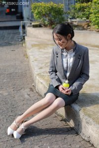 [IESS异思趣向] 2022.03.18 丝享家1045：《转角遇见她》婉萍 [80P-89M]_3