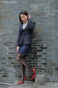 [IESS异思趣向] 2022.03.22 丝享家1048：《红鞋职业装》小婕 [88P-114M]_5
