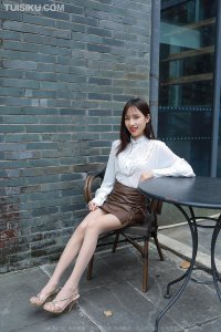 [IESS异思趣向] 2022.04.06 丝享家1061：《金色凉鞋》美子 [84P-96M]_2