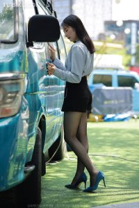 [IESS异思趣向] 2022.04.18 丝享家1071：《阳光下的黑丝》小金 [75P-79M]_1