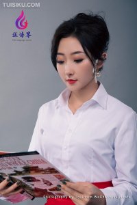[Ligui丽柜] 2022.04.27 《那一抹红色》愉心 [57+1P-419M]_2