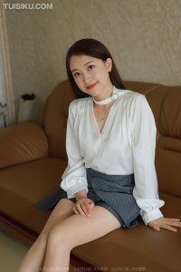 [IESS异思趣向] 2022.05.24 丝享家1102：《美女接待员》小婕 [75P-67M]_1