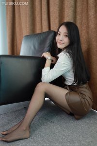 [IESS异思趣向] 2022.06.03 丝享家1111：《温柔黑丝》婉萍 [90P-113M]_6