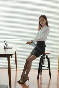 [IESS异思趣向] 2022.10.16 丝享家1226：《灰丝平板》小六 [92P-83M]_1