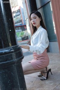 [IESS异思趣向] 2022.10.18 丝享家1228：《街角的爱人》美子 [88P-92M]_1