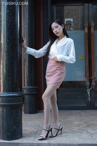 [IESS异思趣向] 2022.10.18 丝享家1228：《街角的爱人》美子 [88P-92M]_2