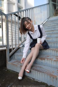 [IESS异思趣向] 2022.12.12 丝享家1275：《楼梯偶遇婉萍》秋秋 [79P-89M]_3