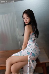 [IESS异思趣向] 2022.12.27 丝享家1288：《孔雀蓝高跟》小金 [87P-98M]_3