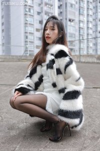 [IESS异思趣向] 2022.12.31 丝享家1291：《冬季穿搭》美子 [88P-117M]_4