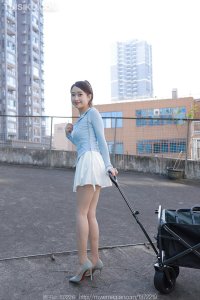 [IESS异思趣向] 2023.01.02 丝享家1293：《老司机开车》小婕 [90P-100M]_6