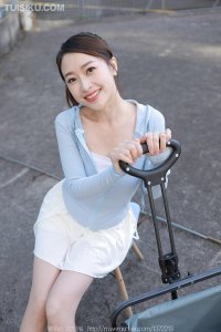 [IESS异思趣向] 2023.01.02 丝享家1293：《老司机开车》小婕 [90P-100M]_5