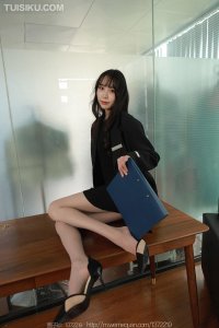 [IESS异思趣向] 2023.01.16 丝享家1305：《长腿西装》团团 [79P-87M]_5