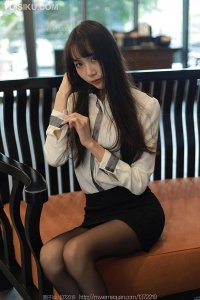 [IESS异思趣向] 2023.02.24 丝享家1339：《美腿下午茶》团团 [93P-98M]_1
