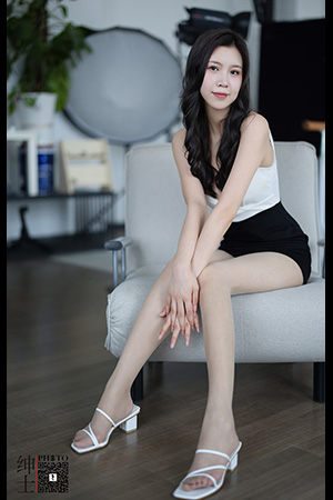 [绅士摄影] 2022.08.28 昕昕 [44P-304M]_2