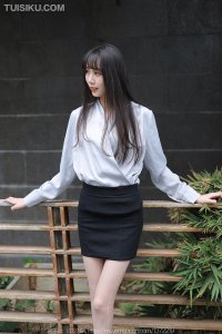 [IESS异思趣向] 2023.03.17 丝享家1357：《楼梯上的美人》团团 [92P-94M]_9